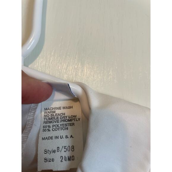 Bryan short sleeve vintage top button collared white red embroidered. Size 24mo - Picture 5 of 5